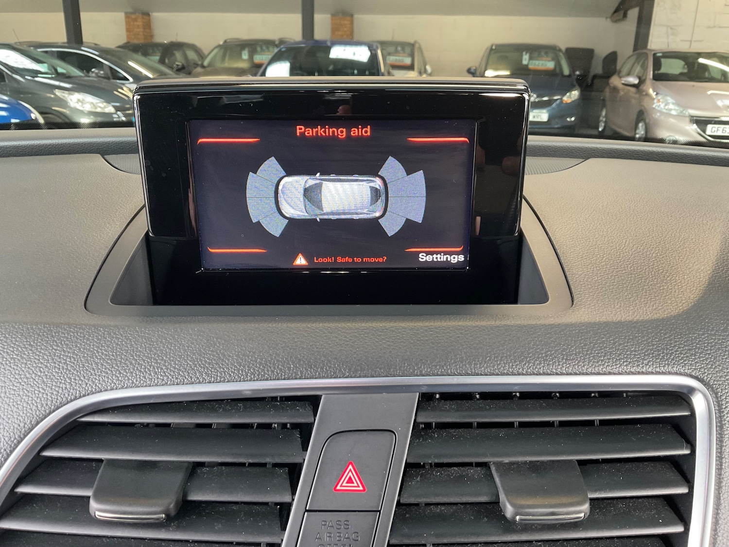 Used Audi Q3 2017 for sale - 77080104: Photo 40