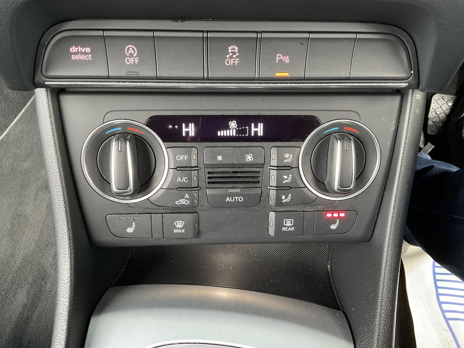 Used Audi Q3 2017 for sale - 77080104: Photo 42