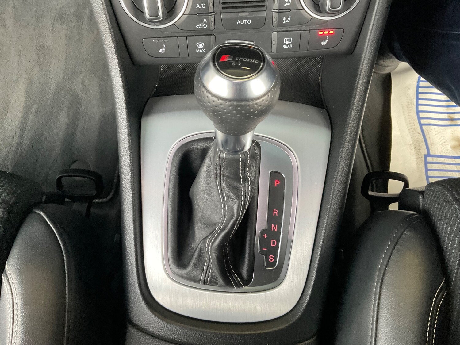 Used Audi Q3 2017 for sale - 77080104: Photo 43