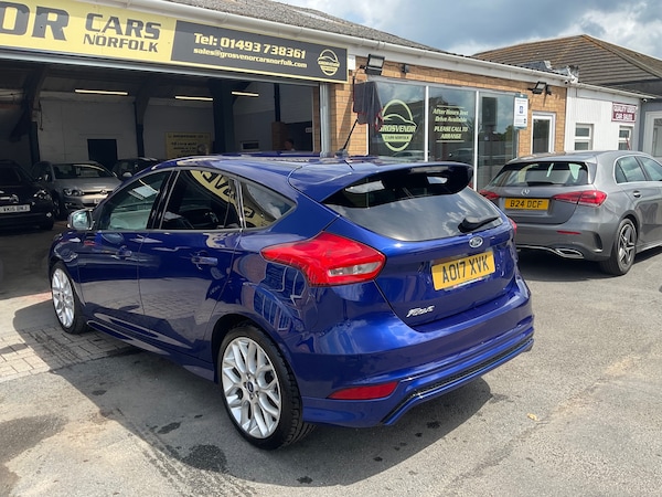 Used Ford Focus 2017 for sale - 75367418: Photo 16