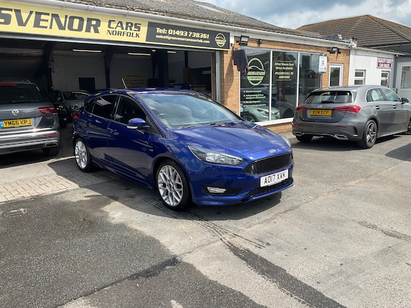 Used Ford Focus 2017 for sale - 75367418: Photo 9