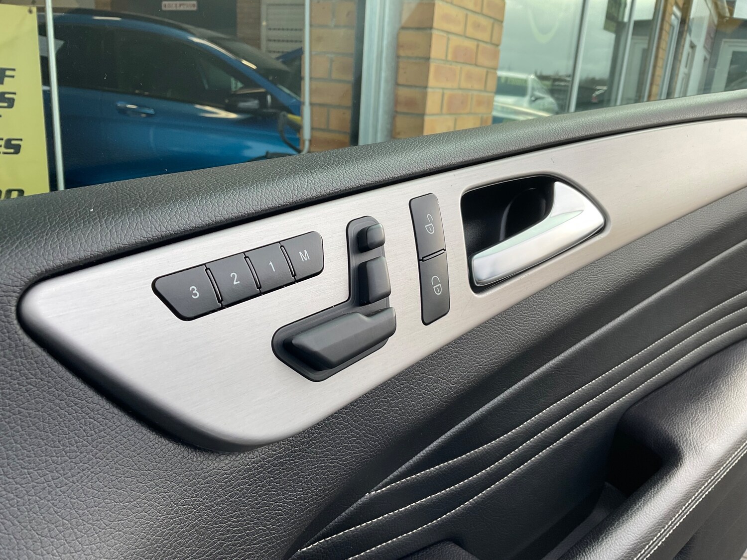 Used Mercedes-Benz M Class 2014 for sale - 77104121: Photo 52