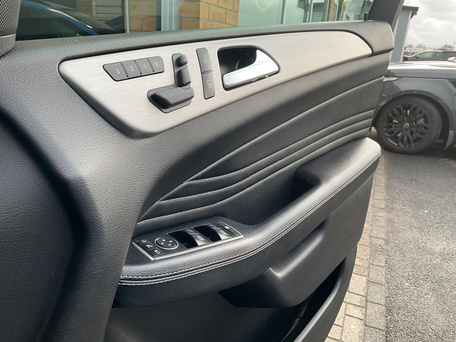 Used Mercedes-Benz M Class 2014 for sale - 77104121: Photo 53