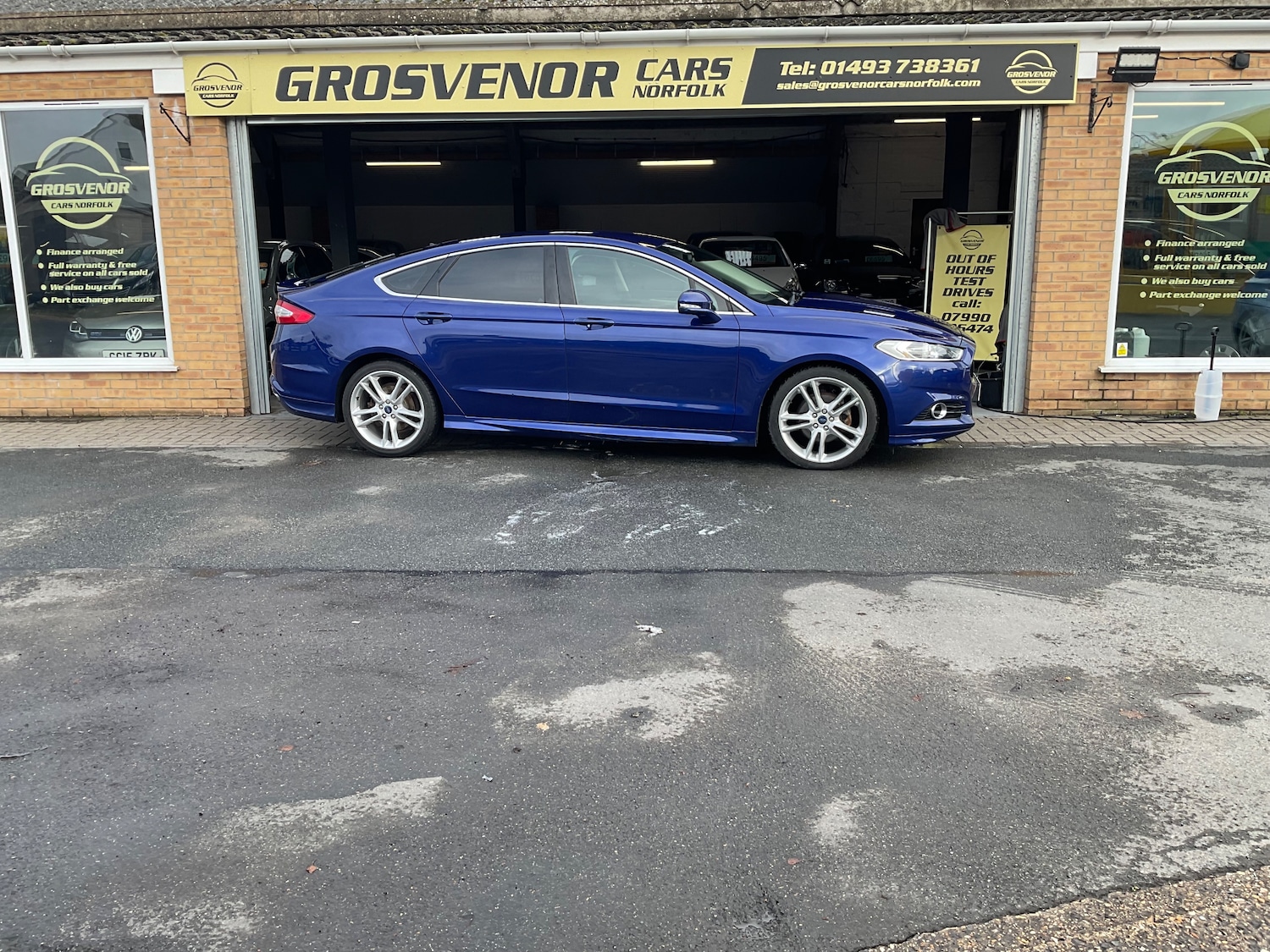 Used Ford Mondeo 2015 for sale - 76436631: Photo 2