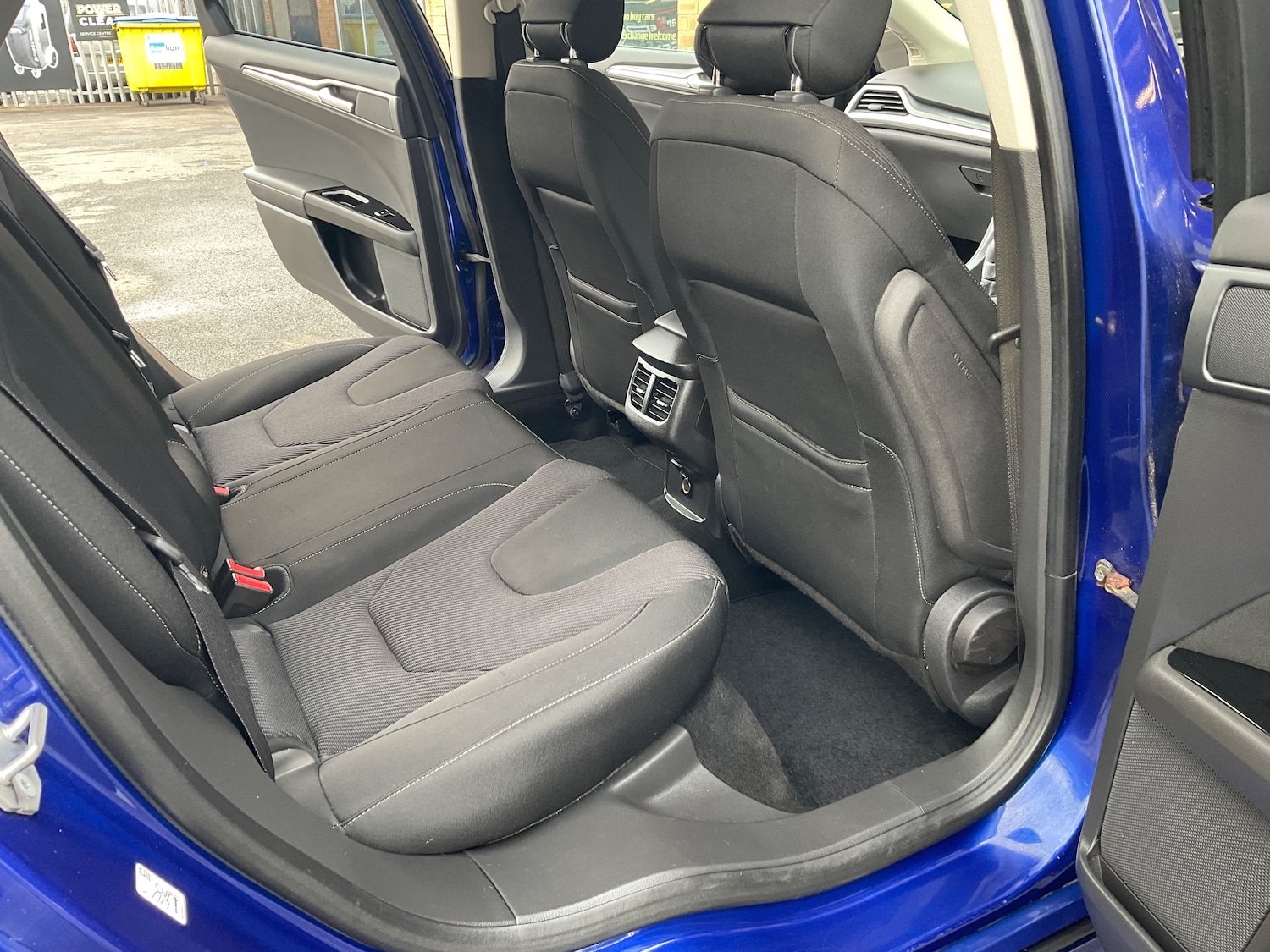 Used Ford Mondeo 2015 for sale - 76436631: Photo 23