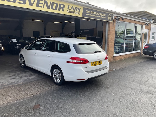 Used Peugeot 308 SW 2019 for sale - 76211719: Photo 15