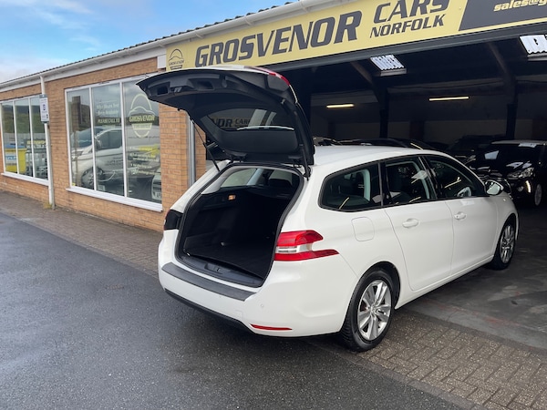 Used Peugeot 308 SW 2019 for sale - 76211719: Photo 17