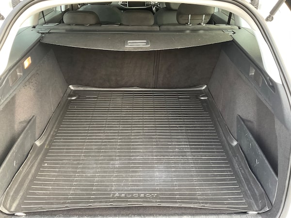 Used Peugeot 308 SW 2019 for sale - 76211719: Photo 20