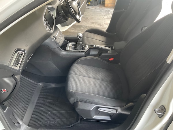 Used Peugeot 308 SW 2019 for sale - 76211719: Photo 26