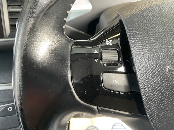 Used Peugeot 308 SW 2019 for sale - 76211719: Photo 42