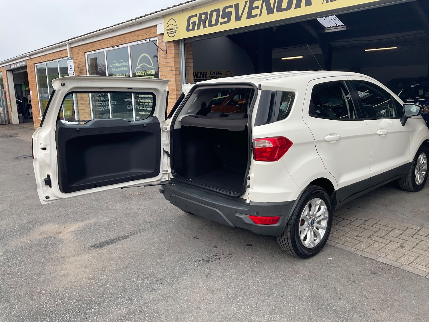 Used Ford Ecosport 2016 for sale - 76128004: Photo 17