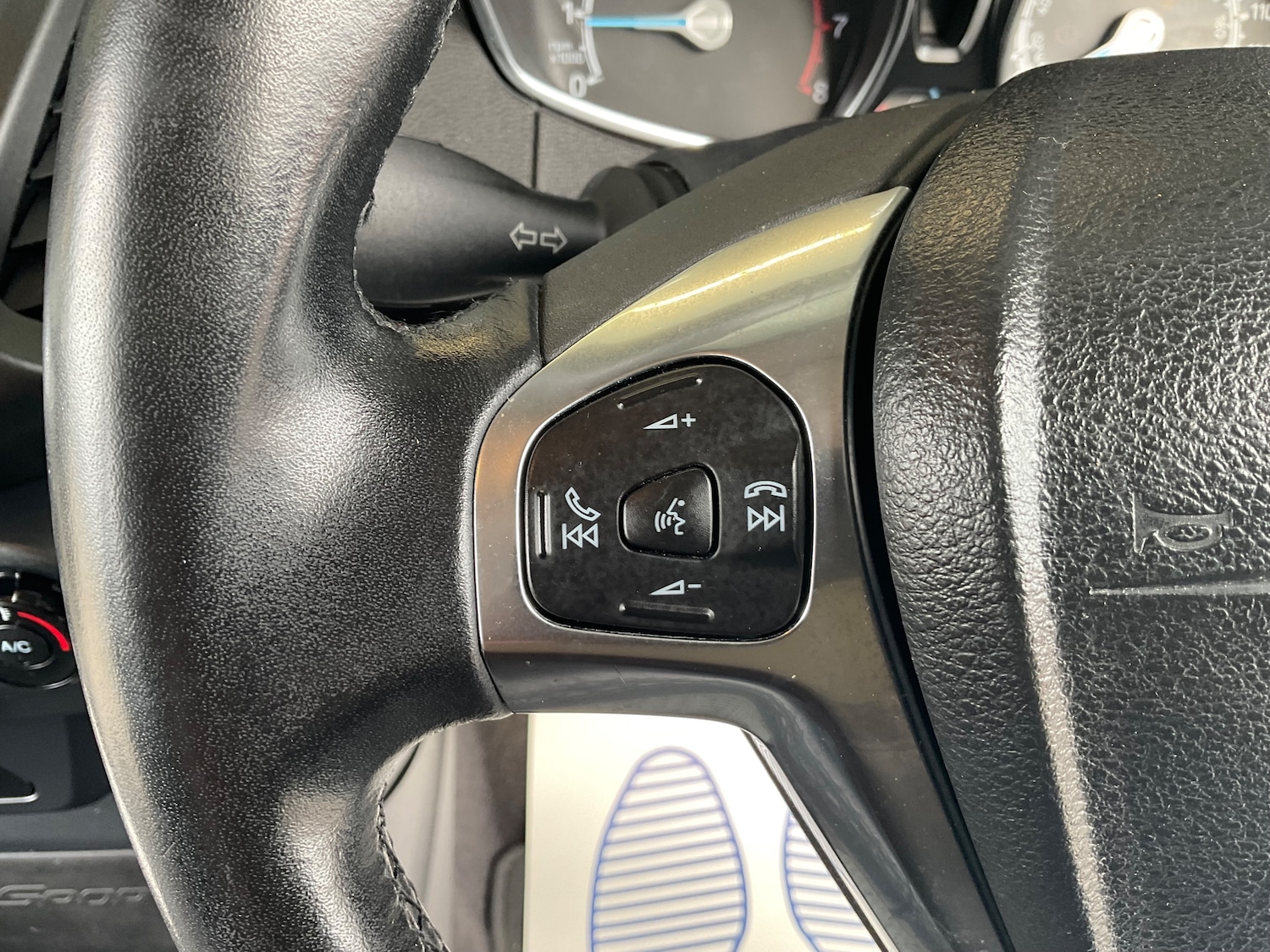 Used Ford Ecosport 2016 for sale - 76128004: Photo 37
