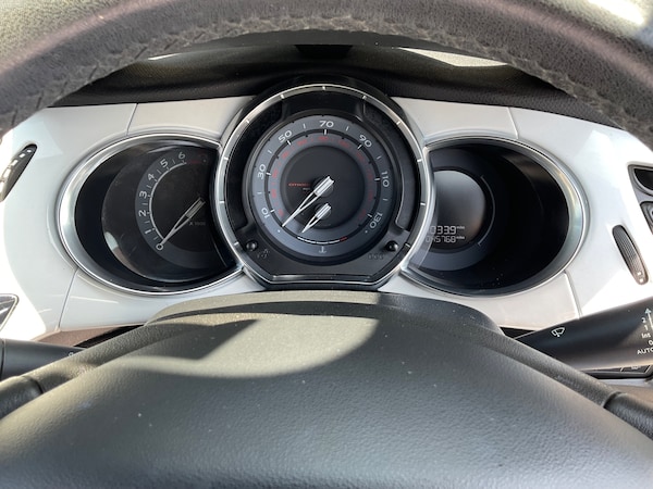 Used Citroen DS3 2015 for sale - 74950552: Photo 29