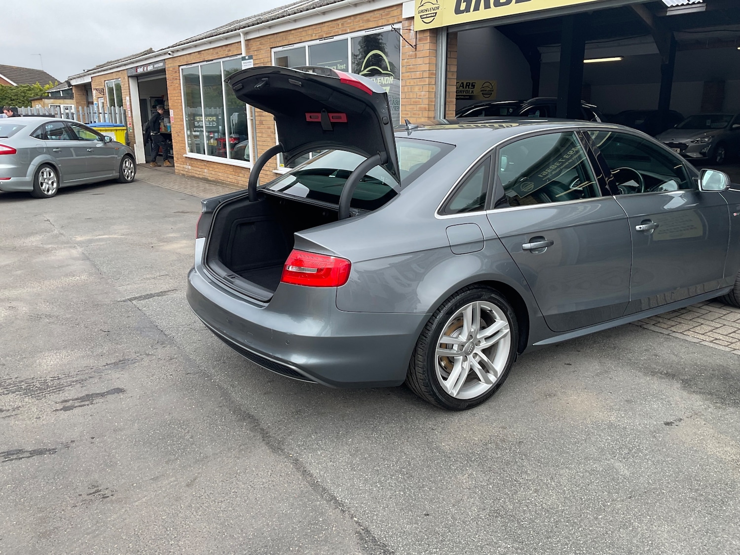 Used Audi A4 2014 for sale - 78060759: Photo 17