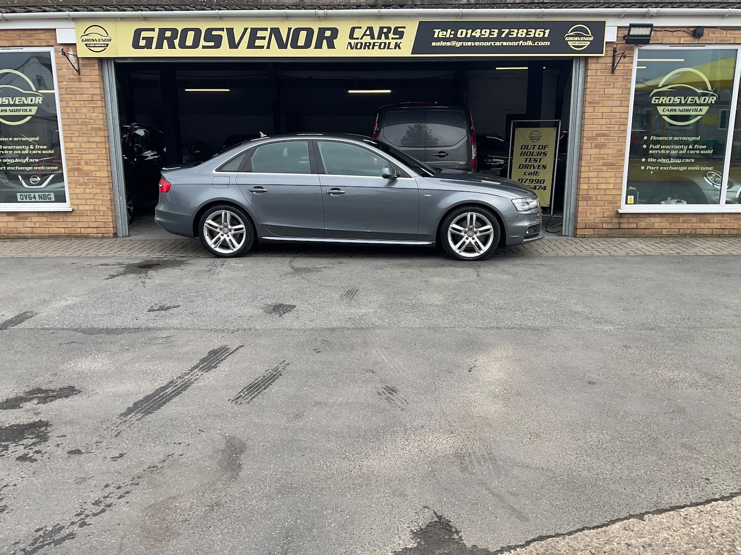 Used Audi A4 2014 for sale - 78060759: Photo 2