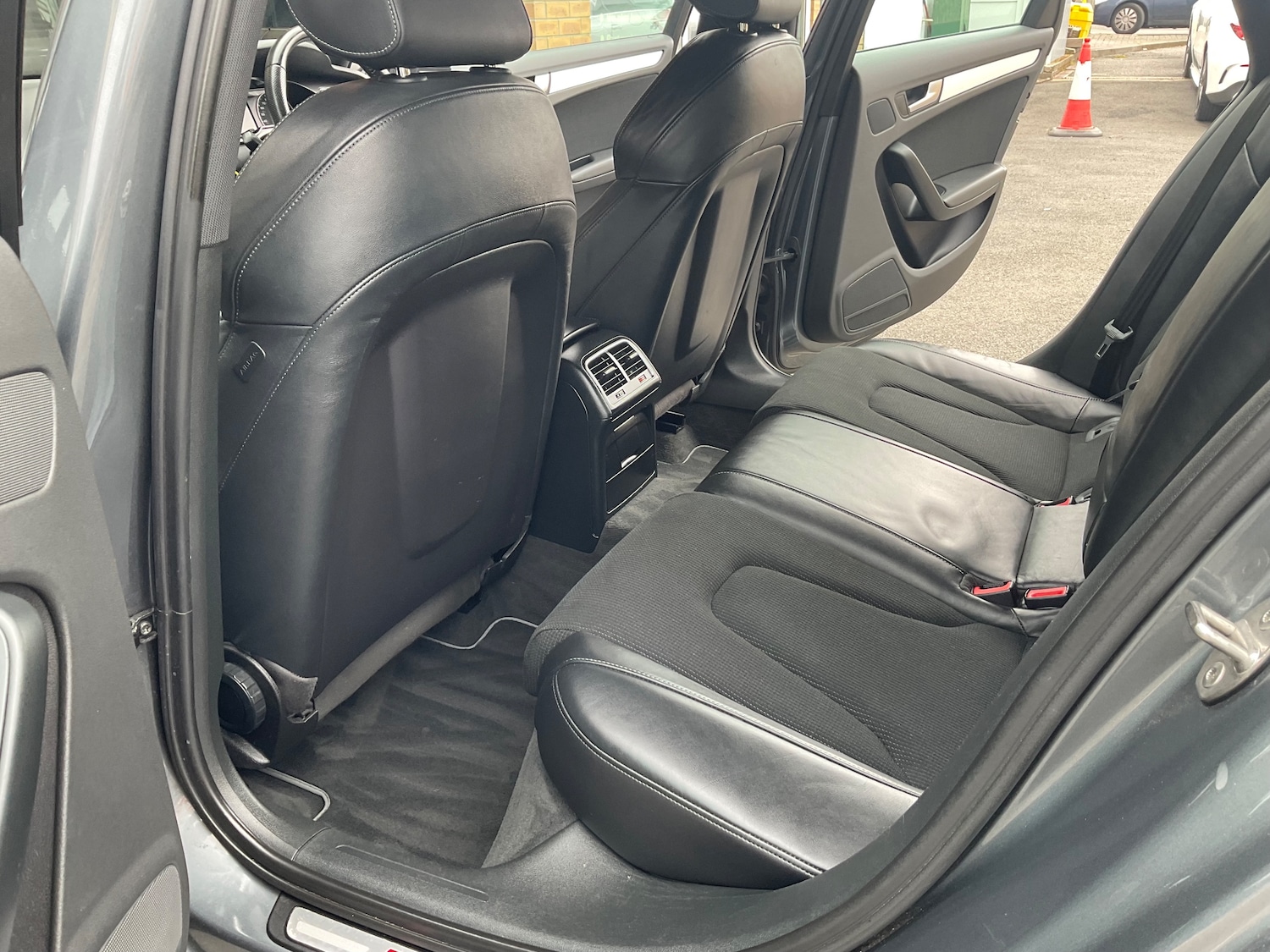 Used Audi A4 2014 for sale - 78060759: Photo 34