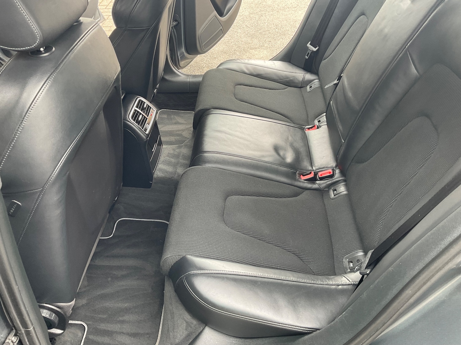 Used Audi A4 2014 for sale - 78060759: Photo 35