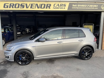 Used Volkswagen Golf 2015 for sale - 76395566: Photo