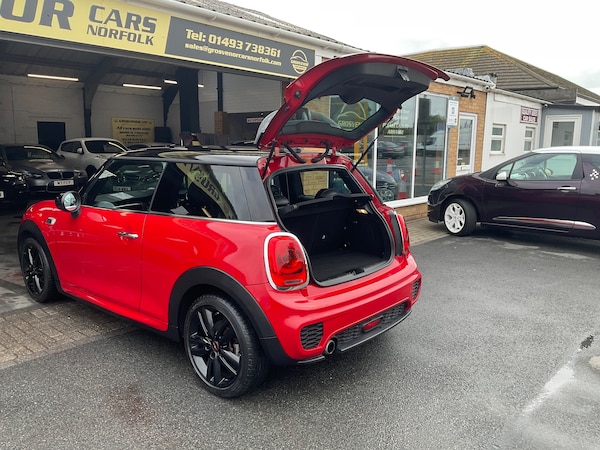 Used MINI Hatch 2015 for sale - 76287941: Photo 18