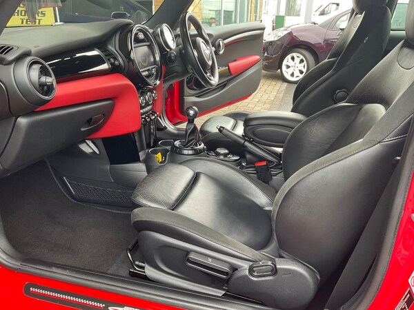 Used MINI Hatch 2015 for sale - 76287941: Photo 25