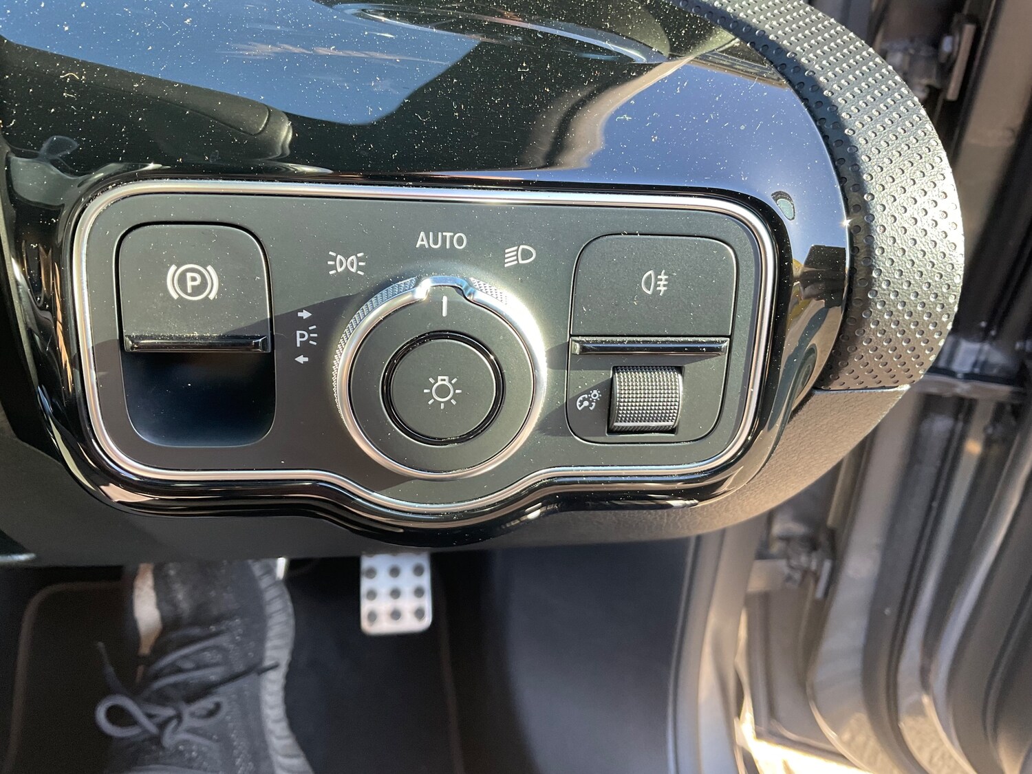 Used Mercedes-Benz A-Class 2018 for sale - 76376801: Photo 41
