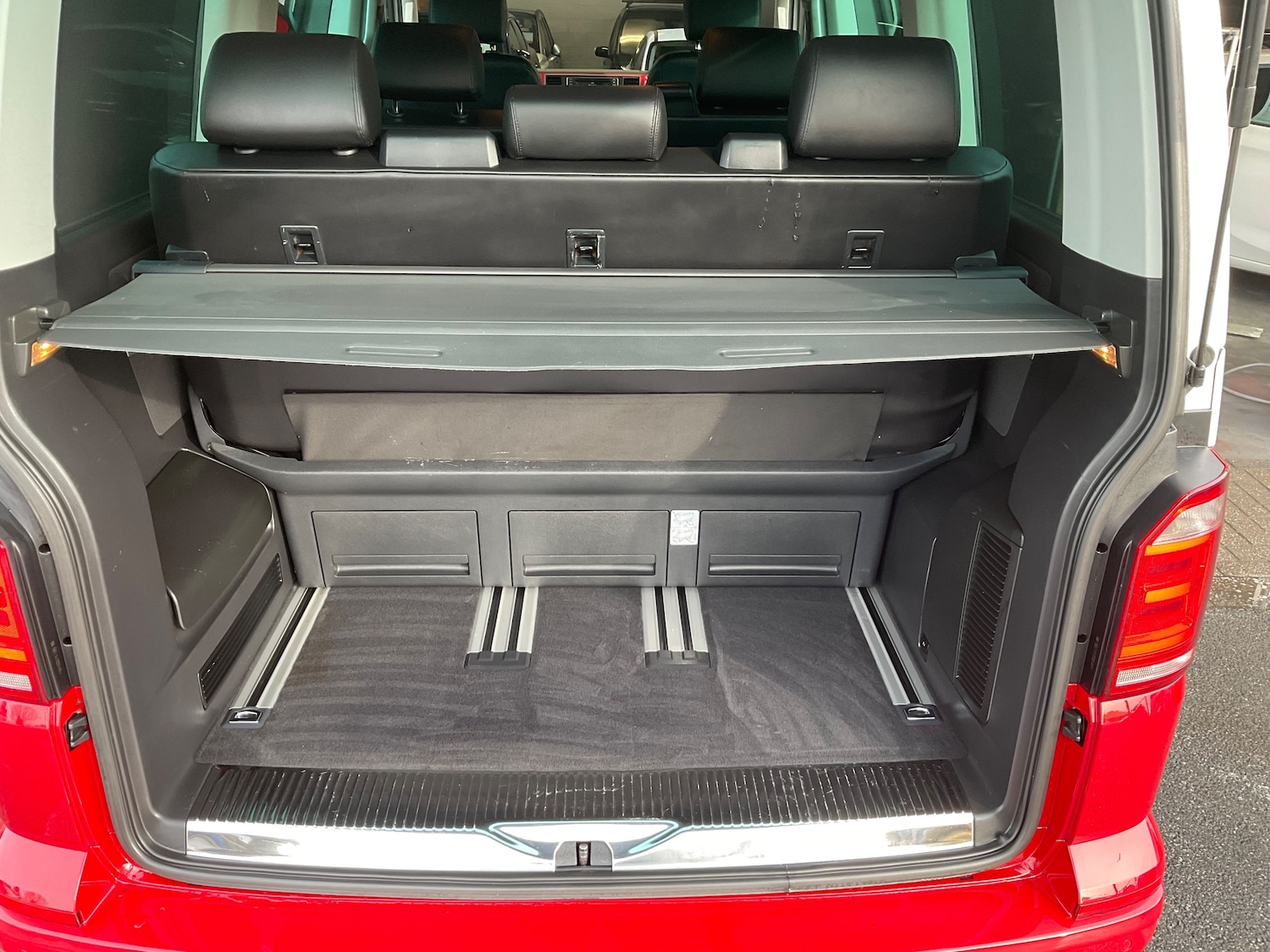 Used Volkswagen Caravelle 2016 for sale - 77341033: Photo 24