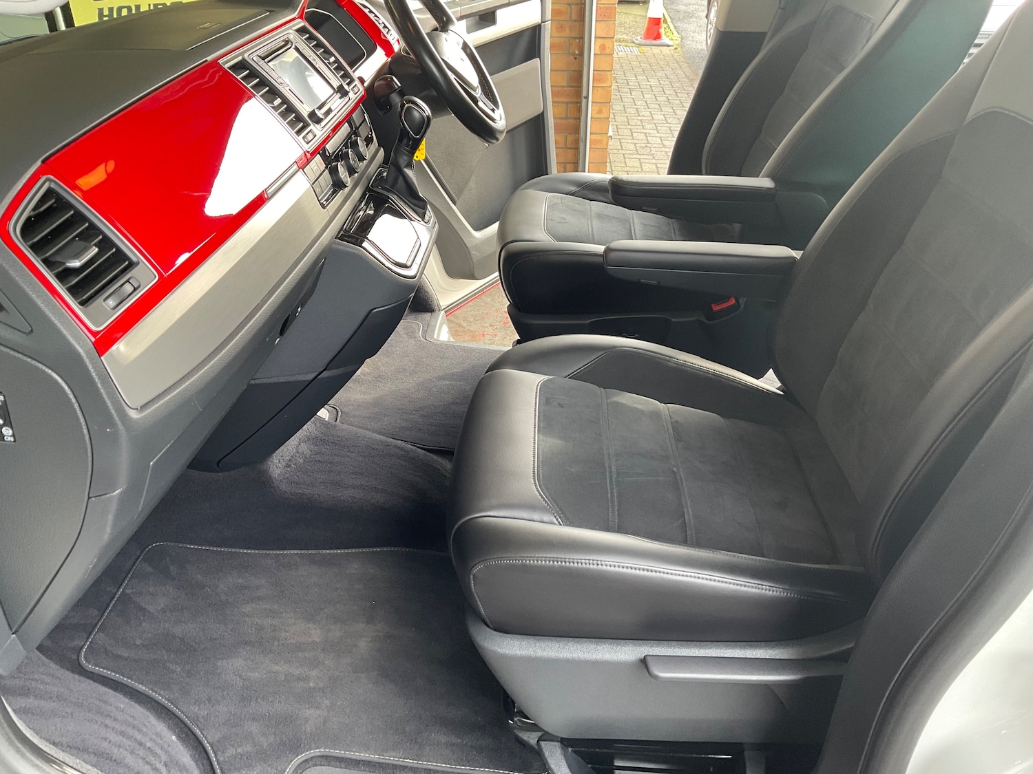 Used Volkswagen Caravelle 2016 for sale - 77341033: Photo 30