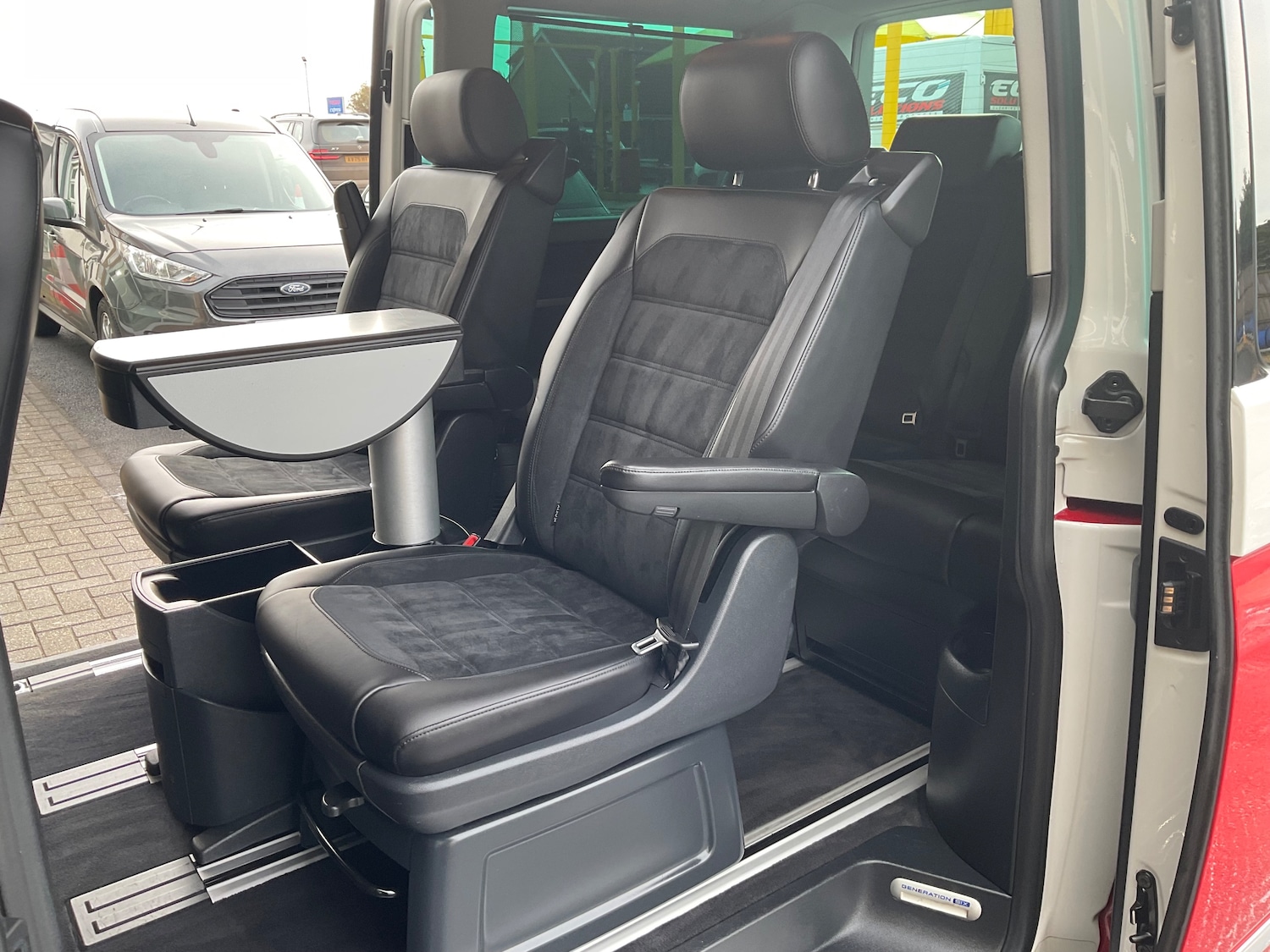 Used Volkswagen Caravelle 2016 for sale - 77341033: Photo 32