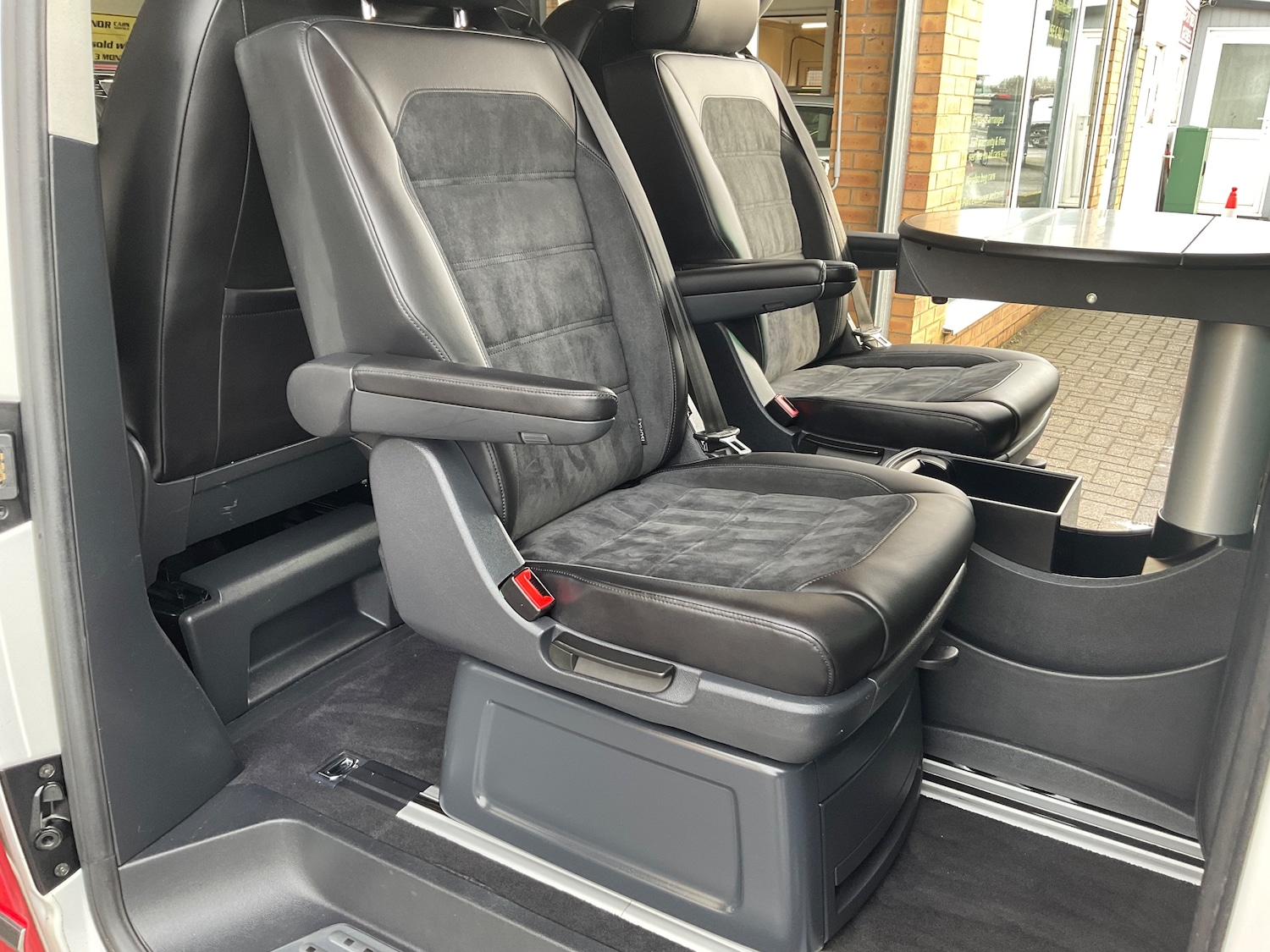 Used Volkswagen Caravelle 2016 for sale - 77341033: Photo 39