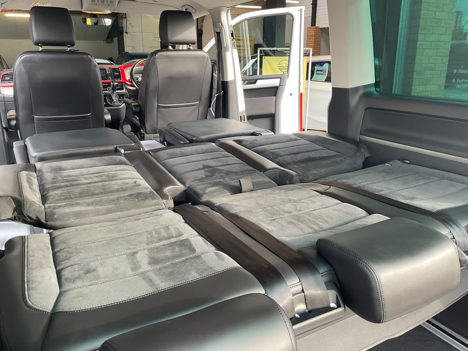 Used Volkswagen Caravelle 2016 for sale - 77341033: Photo 43