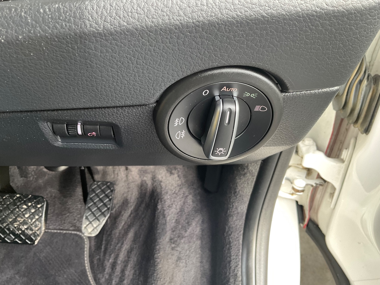 Used Volkswagen Caravelle 2016 for sale - 77341033: Photo 58