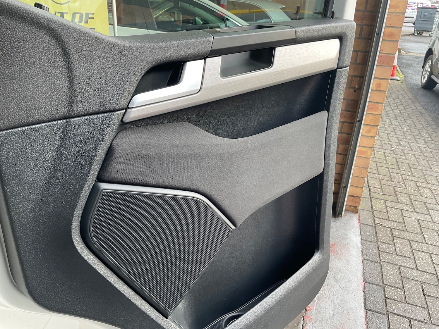 Used Volkswagen Caravelle 2016 for sale - 77341033: Photo 59