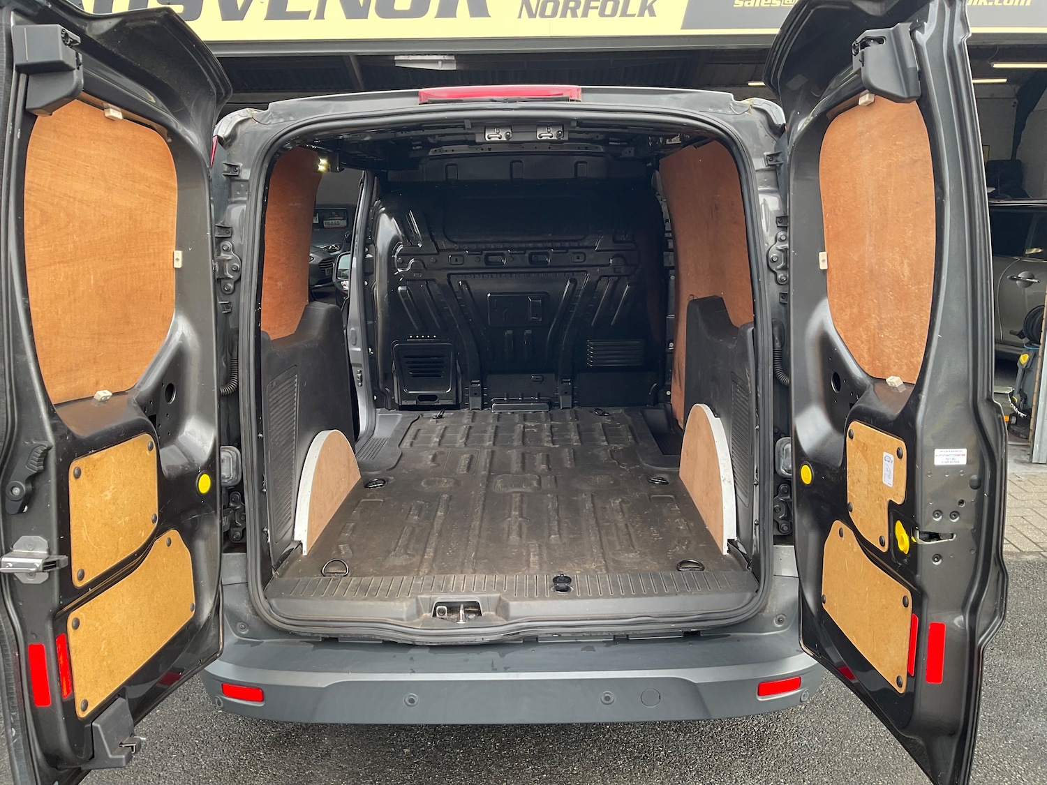 Used Ford Transit Connect 2016 for sale - 77984175: Photo 17