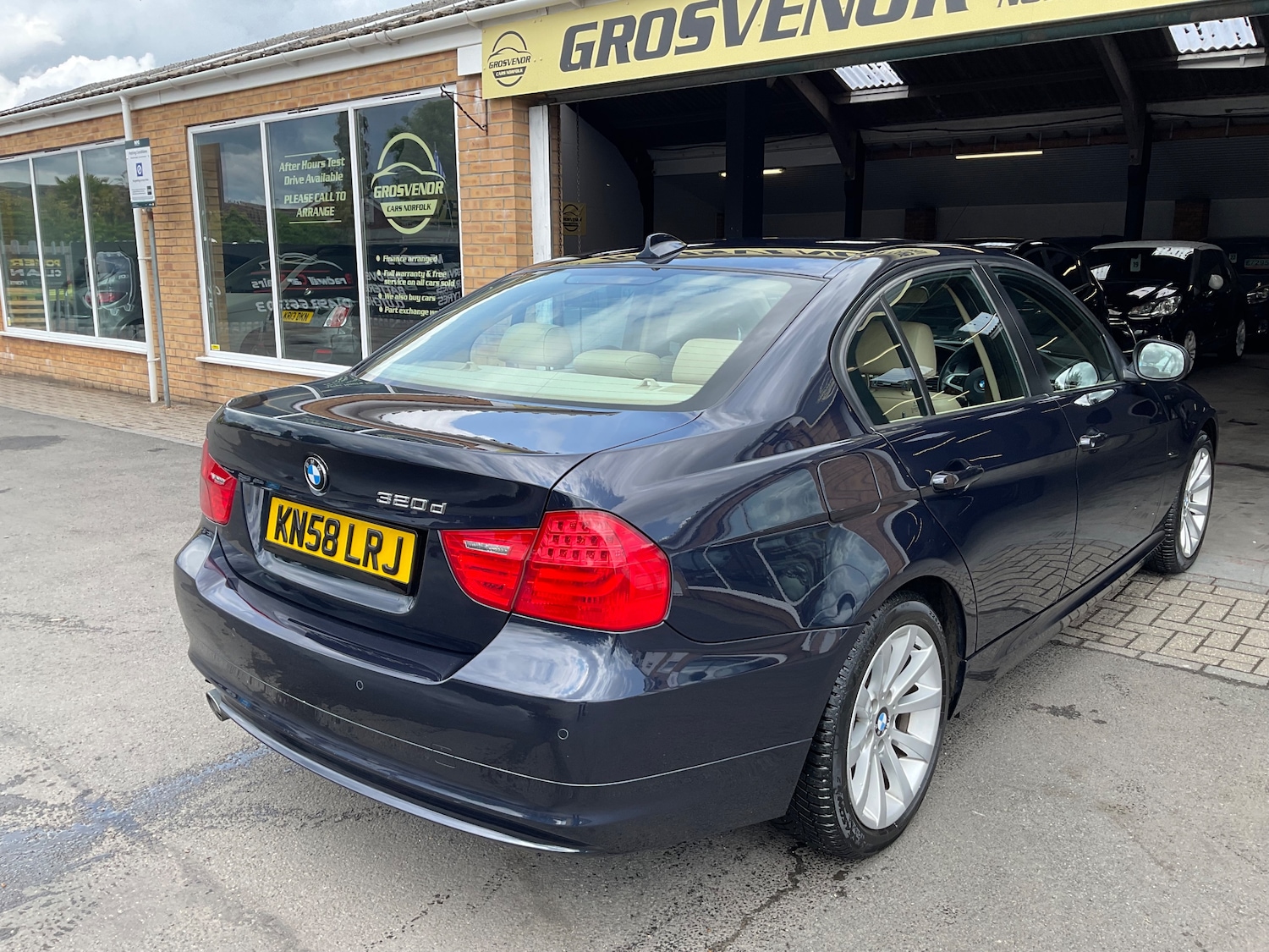 Used BMW 3 Series 2008 for sale - 76697874: Photo 13