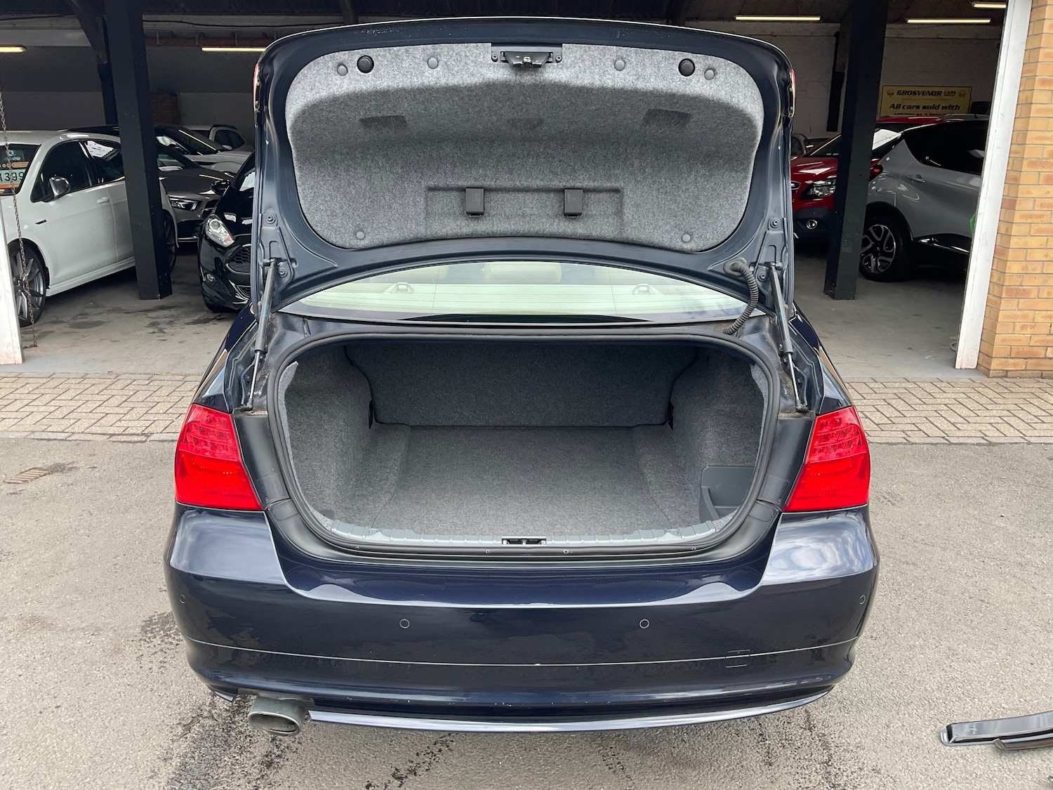 Used BMW 3 Series 2008 for sale - 76697874: Photo 18