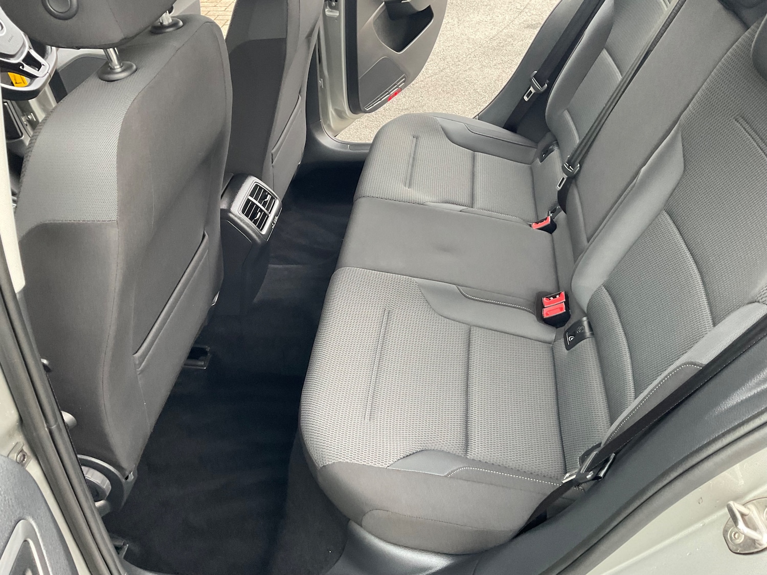 Used Volkswagen Golf 2017 for sale - 76416531: Photo 26