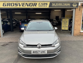 Used Volkswagen Golf 2017 for sale - 76416531: Photo