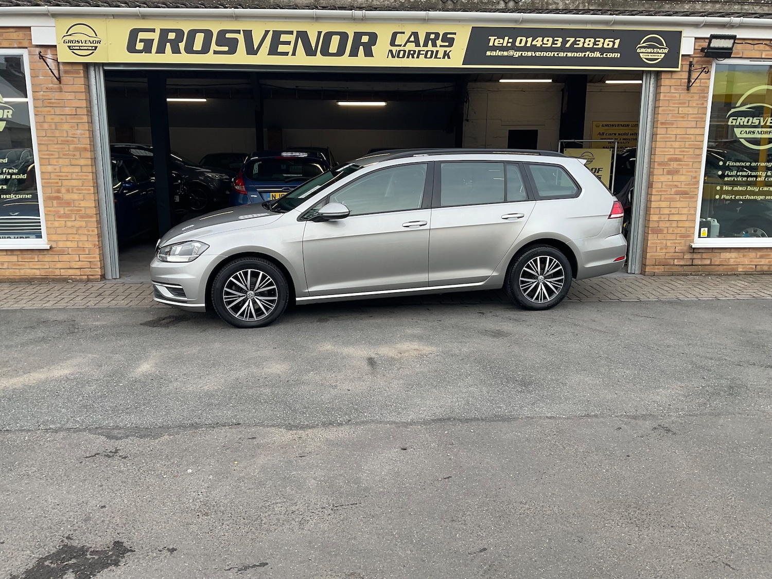 Used Volkswagen Golf 2017 for sale - 76416531: Photo 4