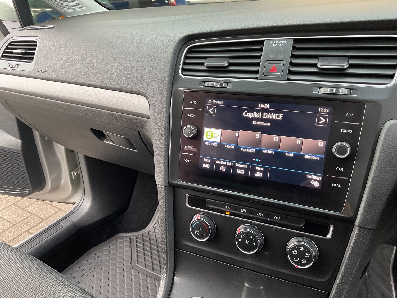 Used Volkswagen Golf 2017 for sale - 76416531: Photo 45