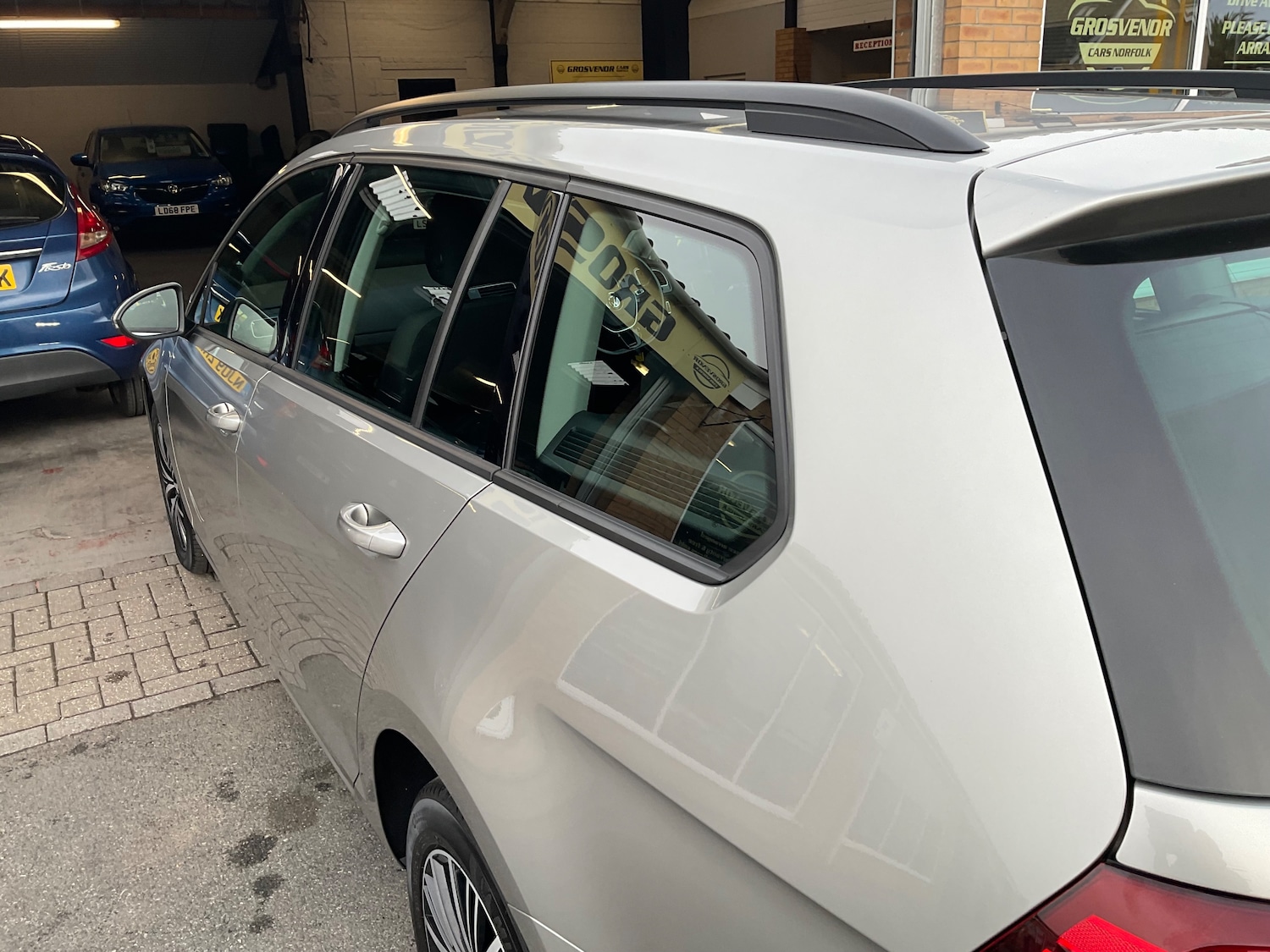 Used Volkswagen Golf 2017 for sale - 76416531: Photo 58