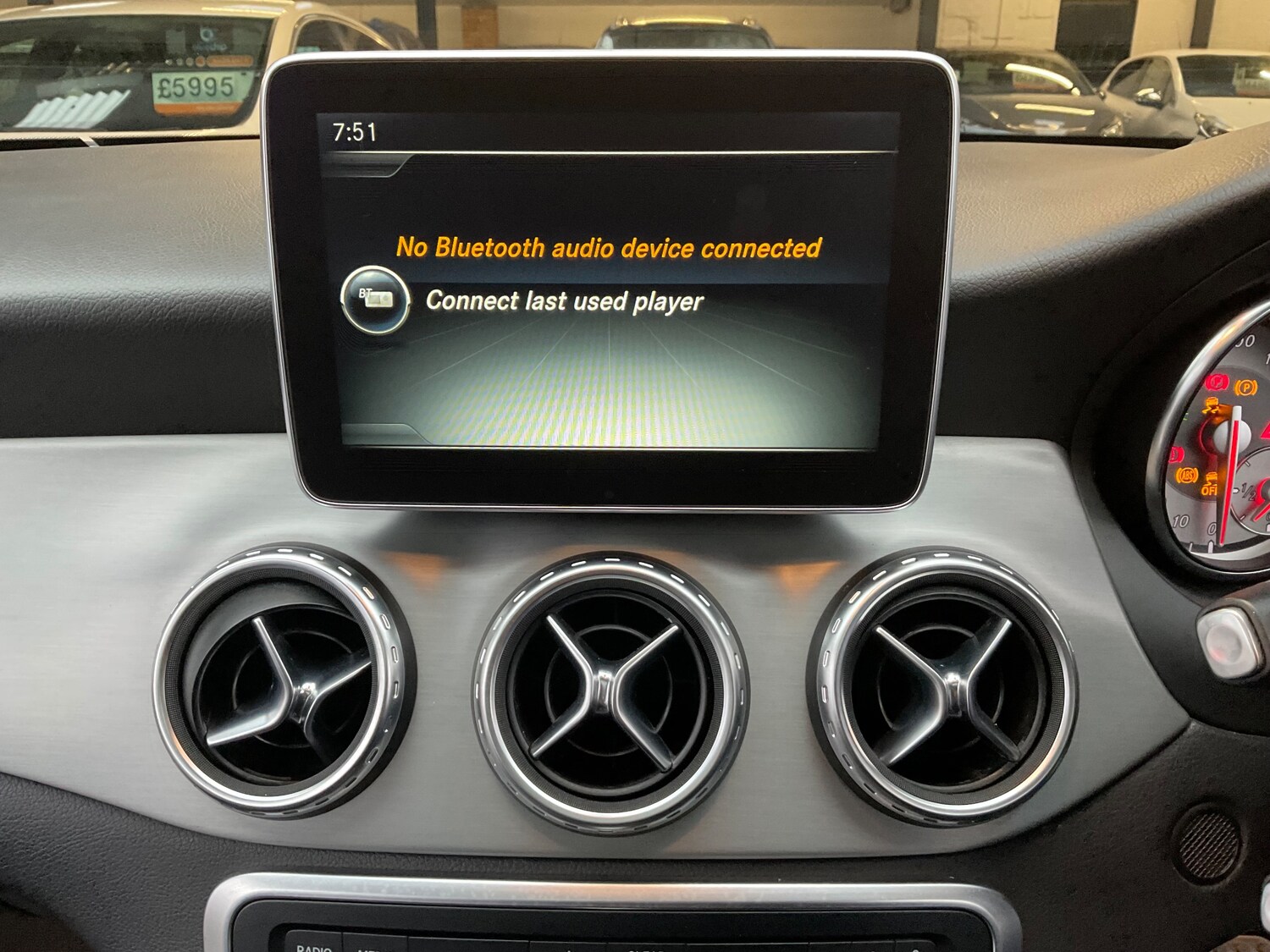 Used Mercedes-Benz GLA 2015 for sale - 76878044: Photo 47