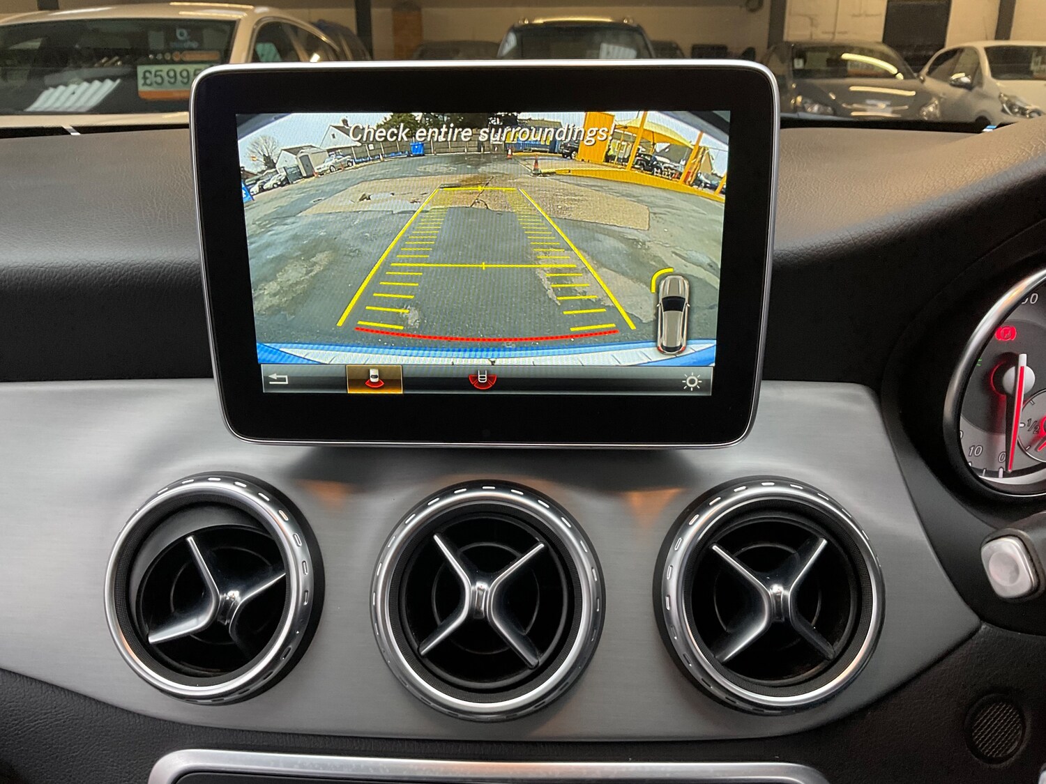 Used Mercedes-Benz GLA 2015 for sale - 76878044: Photo 48