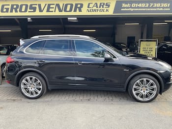 Used Porsche Cayenne 2014 for sale - 79582288: Photo