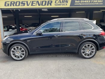 Used Porsche Cayenne 2014 for sale - 79582288: Photo