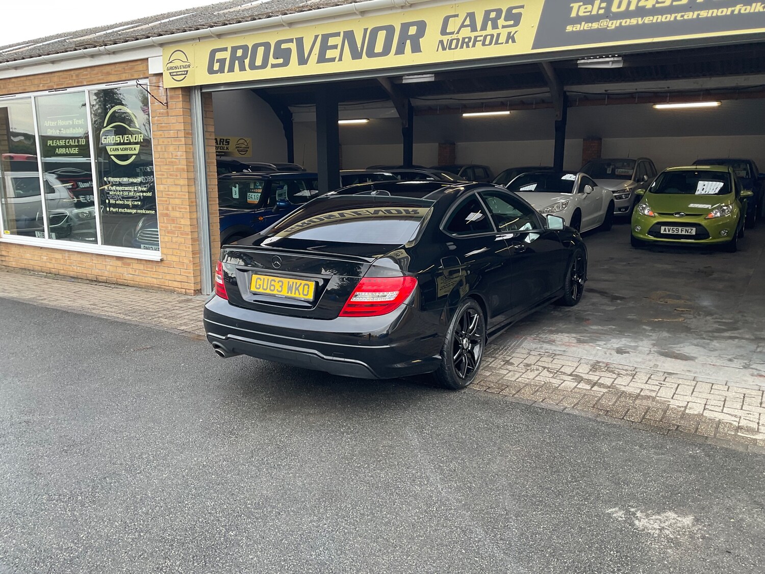 Used Mercedes-Benz C Class 2013 for sale - 76364399: Photo 13