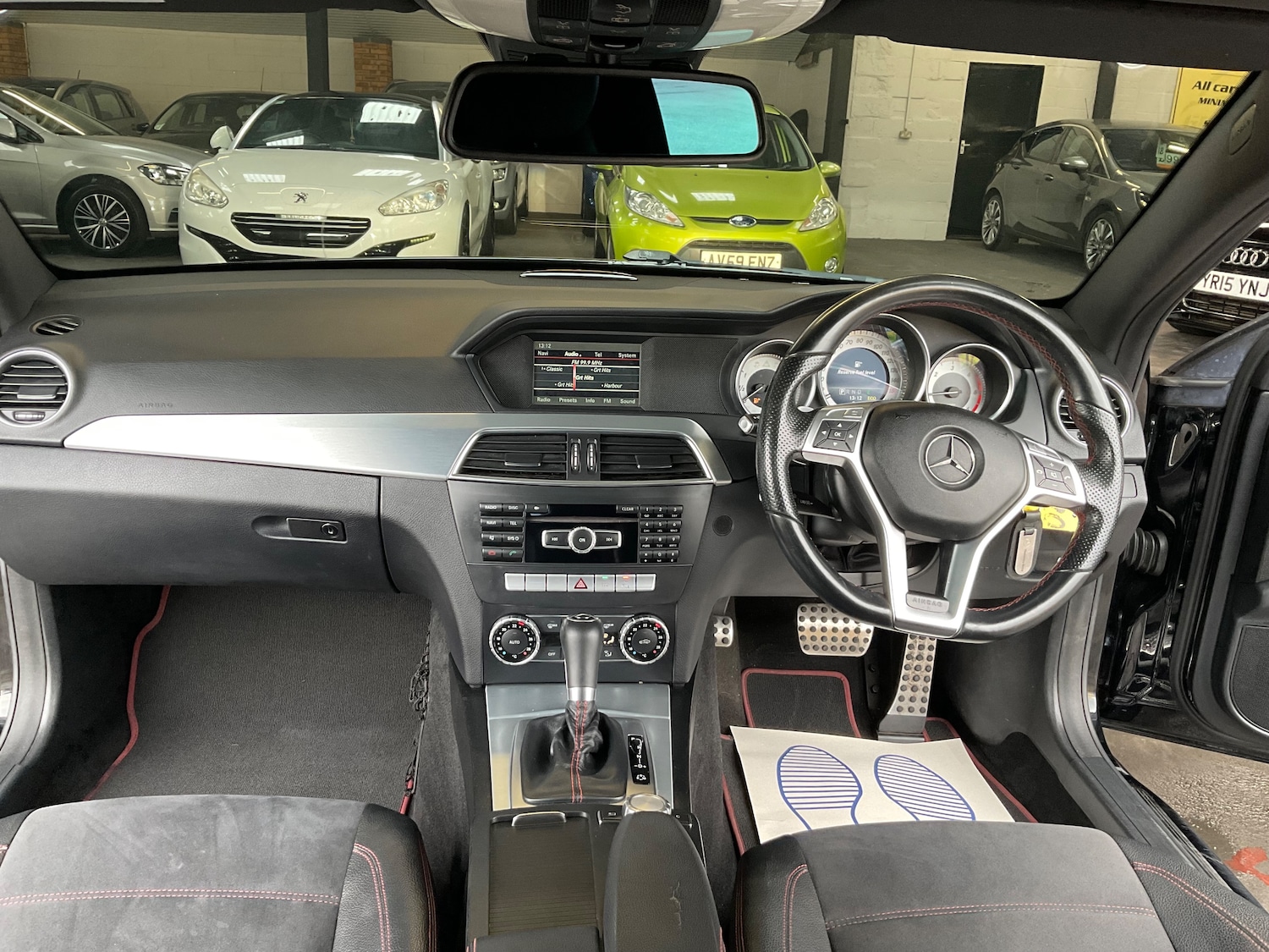 Used Mercedes-Benz C Class 2013 for sale - 76364399: Photo 30