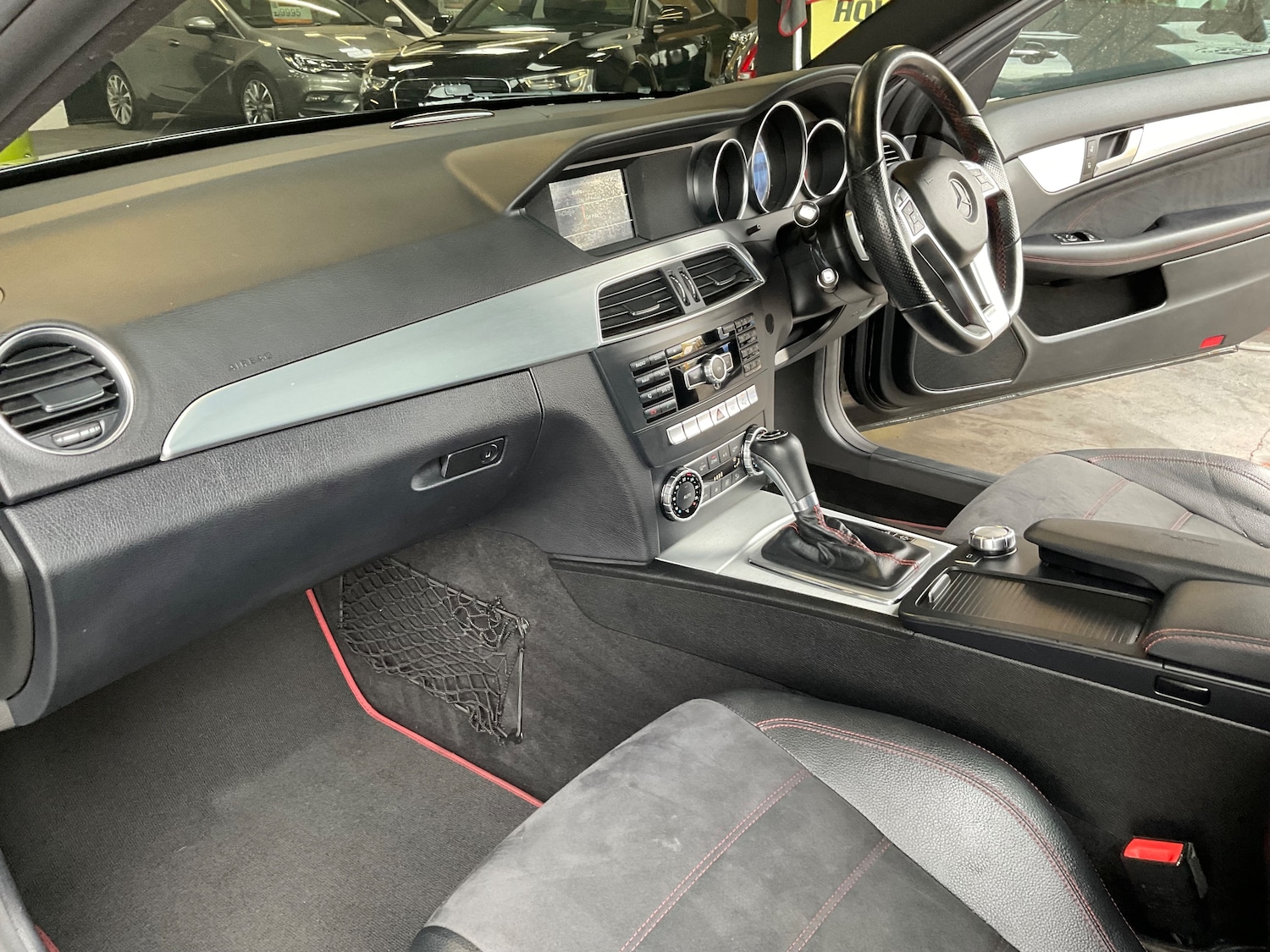 Used Mercedes-Benz C Class 2013 for sale - 76364399: Photo 52