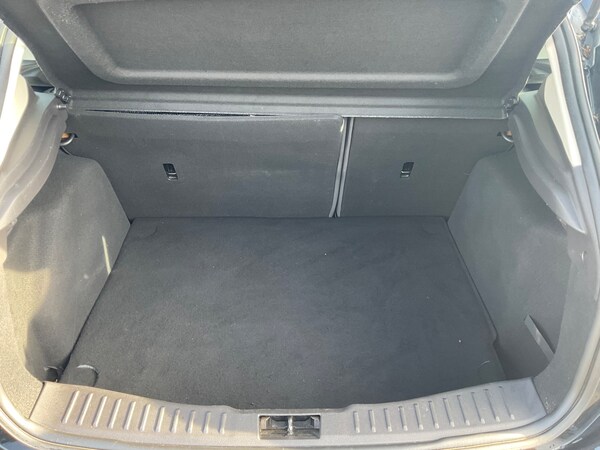 Used Ford Focus 2013 for sale - 76064989: Photo 20