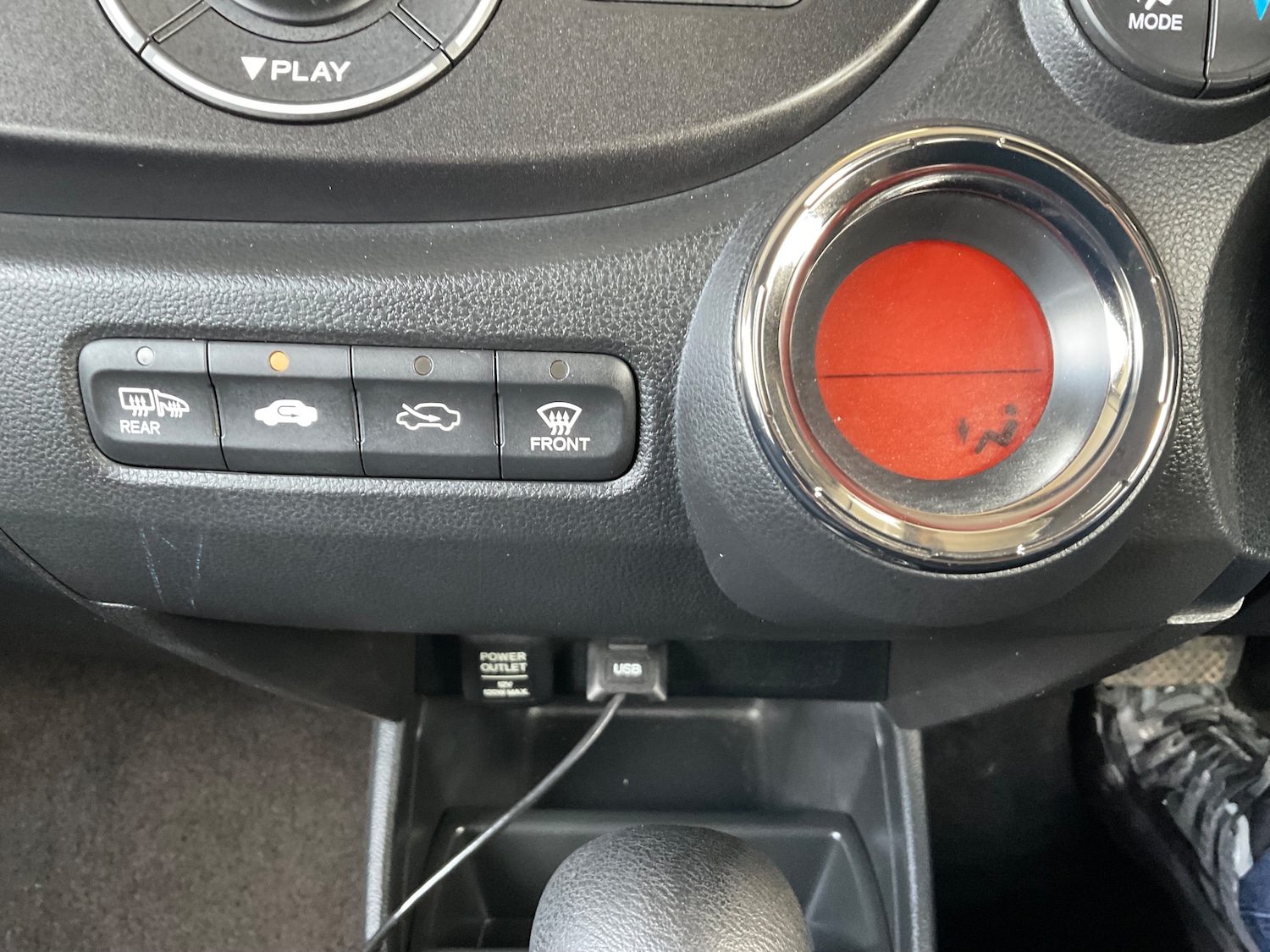 Used Honda Jazz 2013 for sale - 78011874: Photo 33