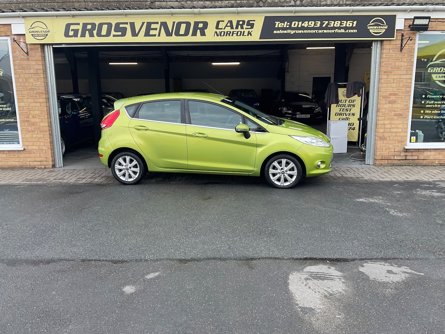 Used Ford Fiesta 2009 for sale - 76477460: Photo 2